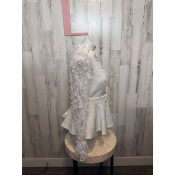 Womens Tops Floral Applique Ruffle Hem Frill Trim Top - Picture 3 of 7